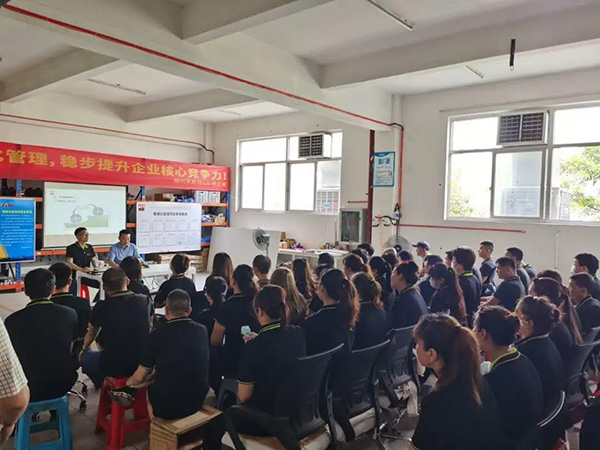 打造行業(yè)標(biāo)桿！萊斯特精細(xì)管理項(xiàng)目啟動(dòng)會(huì)議圓滿成功！